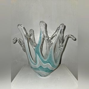 NWOT Gorgeous Astuni glass art piece done in the Murano style